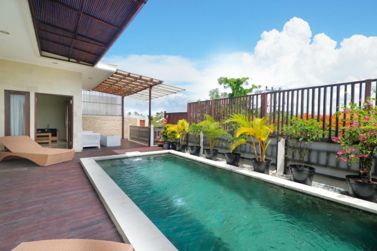 Kori Bali Villa Seminyak Exterior photo